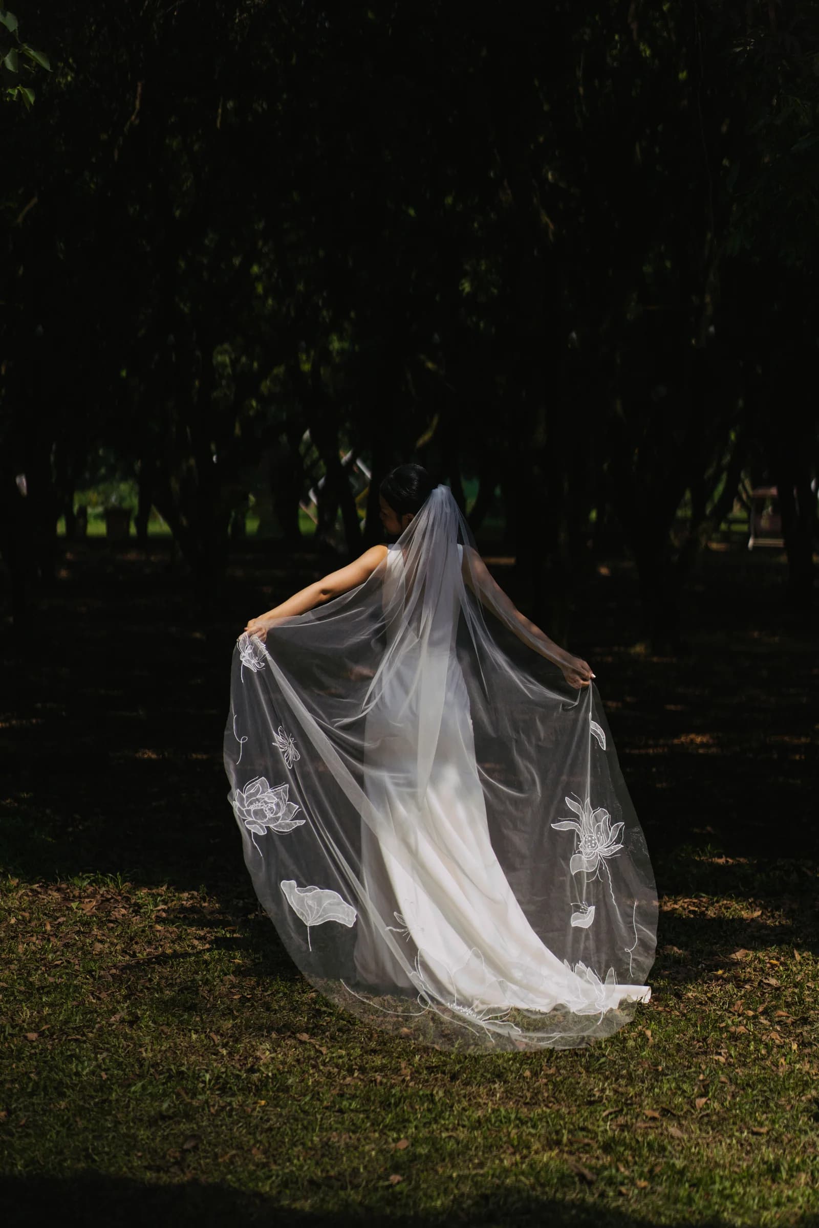 Sen handcrafted wedding veil